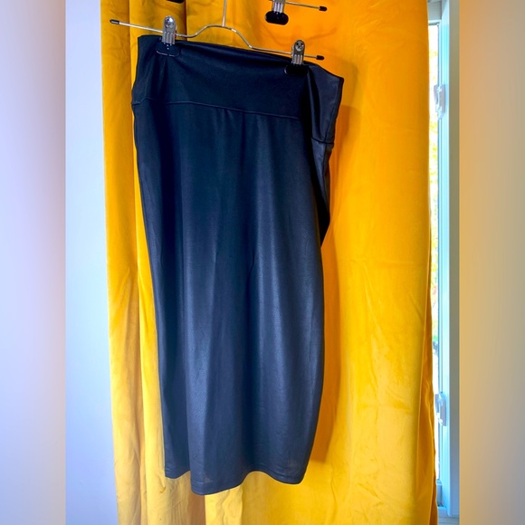 Pencil Skirt - Picture 1 of 2